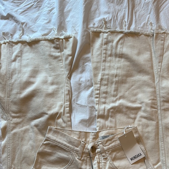 Mundaka Asymmetrical Cream Jeans Size US4 - Picture 5 of 5